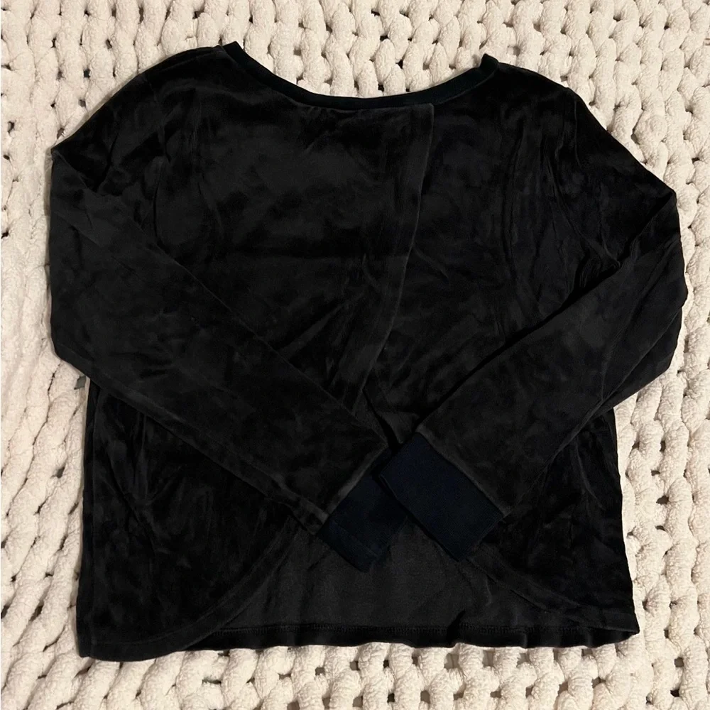 Victoria Secret Crushed Velvet Sweater - Picture 2 of 2